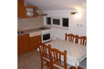 Croaţia Privát Ploče, Exteriorul